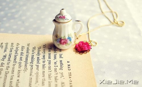 �簲�����һ���峺�İ׿�ˮ������ĸոպ� (9)